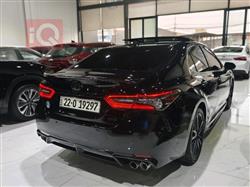 تۆیۆتا کامری